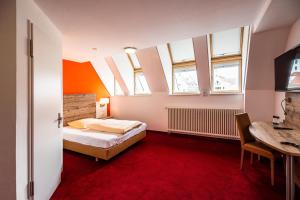 Single Room with Bathroom room in Sternplatz-Hotel