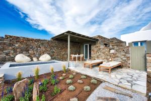 VATHI BLEU PRIVATE VILLAS Tinos Greece