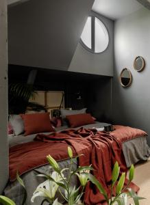 Mystictone - loft in the heart of Warsaw - Nowy Świat ROOMTONES