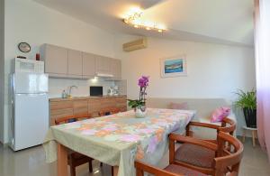 Apartments Valbandon with pool 31