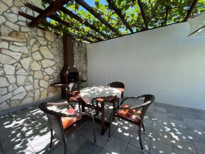 Apartment Mandica 