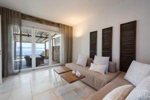 VATHI BLEU PRIVATE VILLAS Tinos Greece