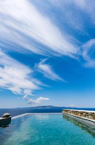 VATHI BLEU PRIVATE VILLAS Tinos Greece