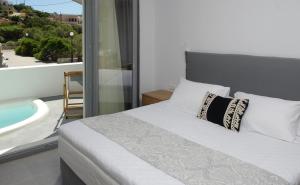 Oro Suites Syros Greece