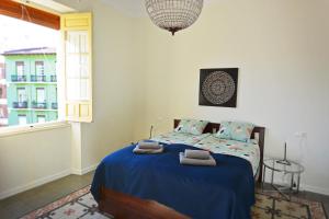 Historic apartment by Mercado Central by NRAS