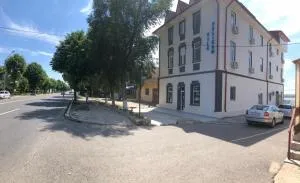 Vila Pelikan - 南埃福列