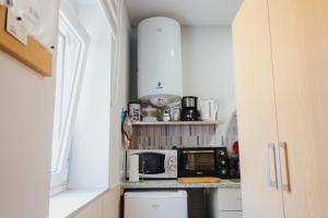 House Romantic RC Right