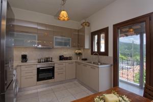 IATROU HOUSE- villa WITH INCREDIBLE VIEW Pelion Greece