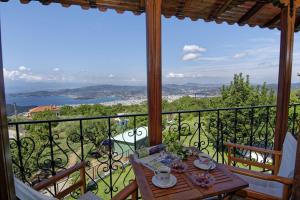 IATROU HOUSE- villa WITH INCREDIBLE VIEW Pelion Greece