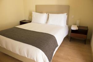 Single Room room in Metro Vilar Suites & Villas
