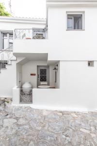 SKIA-Cosy Living