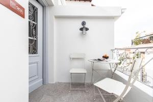 SKIA-Cosy Living