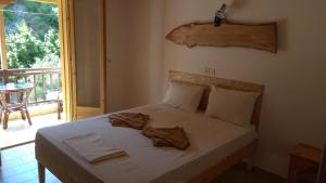 Pension Oasis Alonissos Greece