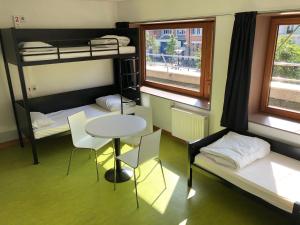 Auberges de jeunesse Auberge de Jeunesse HI Paris Yves Robert : photos des chambres