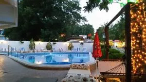 Hotel Lotos - Китен