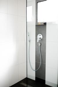 KELLER APARTMENT l 12F