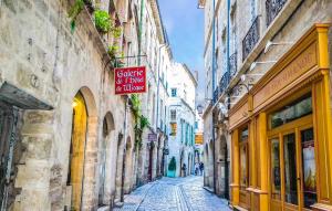 Appartements Au logis de Pezenas : photos des chambres