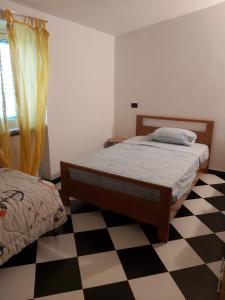 Attico con terrazzo e finestre sulla baia di Peschici