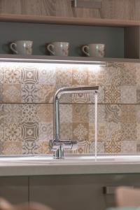 Casa Leone, cosy apartment overlooking the square