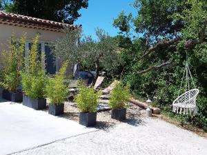 Maisons de vacances Au pays de la lavande... : Maison 1 Chambre