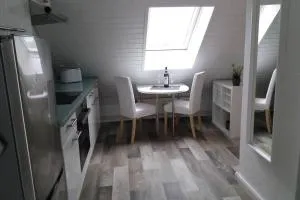 Helle 2-Zimmerwohnung am Stadtrand - Despetal