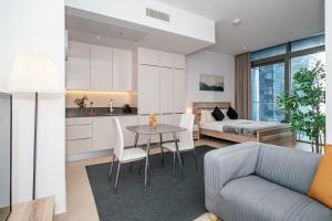 HiGuests - Unique Studio With Stunning Panoramic Marina Views