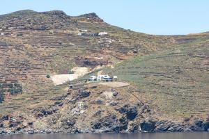 VATHI BLEU PRIVATE VILLAS Tinos Greece