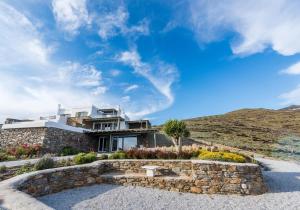 VATHI BLEU PRIVATE VILLAS Tinos Greece