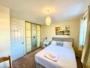 Heathrow House - Гейс