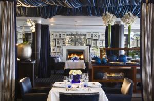 Twelve Apostles Hotel & Spa