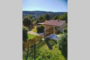 Maisons de vacances L'Arbre a soleil : photos des chambres