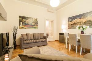 One-Bedroom Apartment - Via Mellerio 4 room in Milan Royal Suites - Centro Cadorna