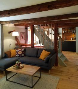 Wohlfühl Appartement -direkt--- Kaisereins punkt de --- traditionelles Lehmhaus Parken gratis