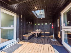 Three-Bedroom Holiday Home  room in Holiday home Oksbøl LXI