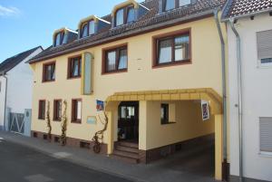 Penzion Hotel Rheingauer Tor Hochheim am Main Německo