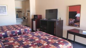 Standard Queen Room with Two Queen Beds room in La Bonita Inn & Suites - McCamey