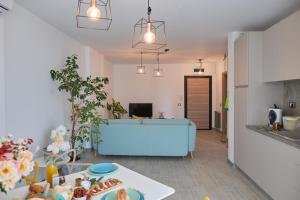 Sunny Side Apartments in complexul Alezzi Beach