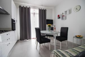 Mgarr Waterfront Cosy Apartment 3 by Ghajnsielem Gozo