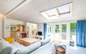 4 Bedroom Gorgeous Home In Vig