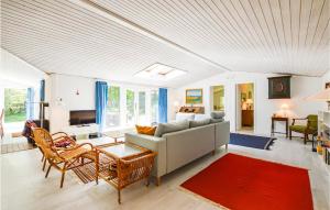 4 Bedroom Gorgeous Home In Vig