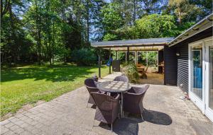 4 Bedroom Gorgeous Home In Vig