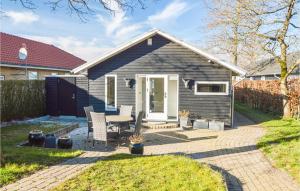 3 Bedroom Cozy Home In Sunds