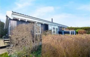 3 Bedroom Awesome Home In Glesborg - Brøndstrup