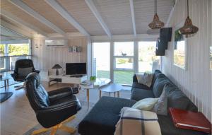 3 Bedroom Awesome Home In Glesborg