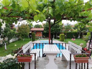 Family hotel Gradina
