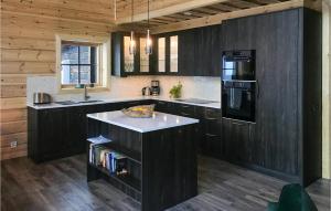 Stunning Home In Vemdalen With Sauna