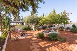 Marilyn Manor, Exclusive Hideway, By ThinkVilla