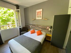 Hotels REV HOTEL : photos des chambres
