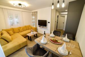 Luxury Apartment Knezovic