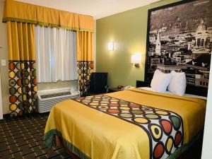 Double Room - Non-Smoking  room in Super 8 by Wyndham Cincinnati OH